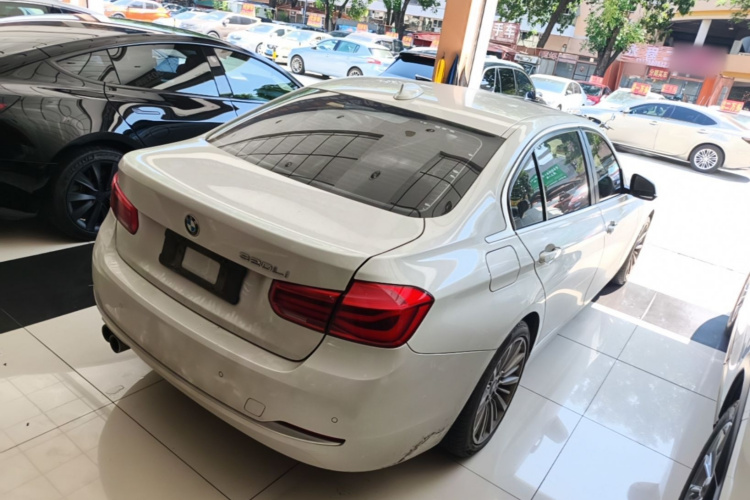 BMW 3 Series 2017 #7 BMW 3 Series 2017 изображение автомобиля #7