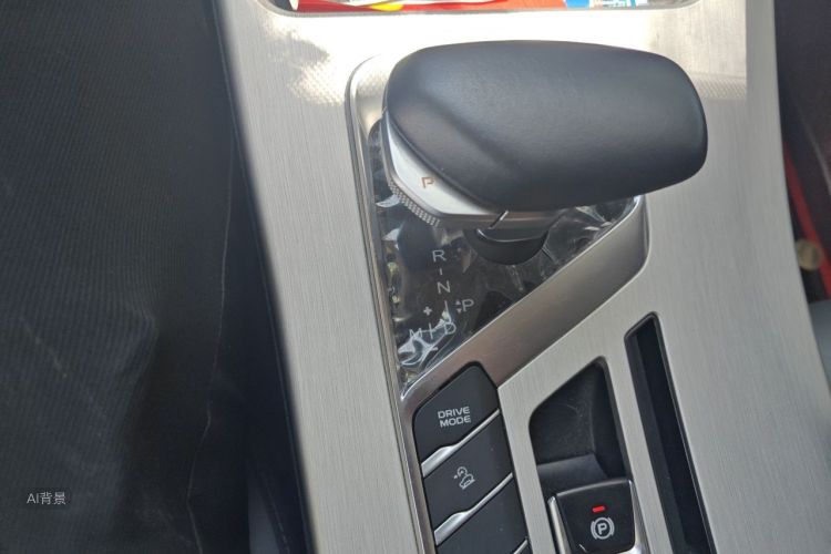 GEELY Coolray 2023 #16 GEELY Coolray 2023 car image #16