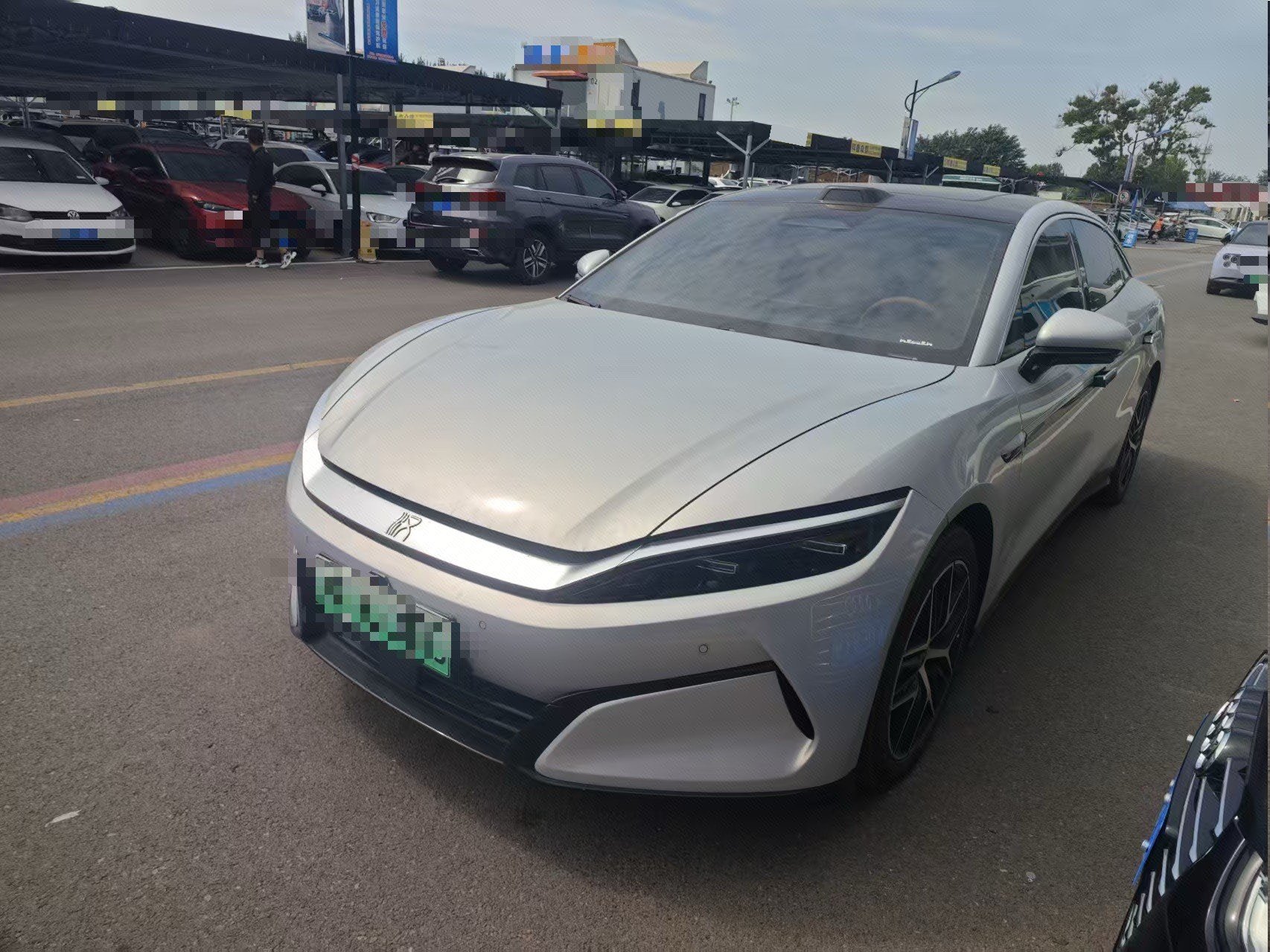 BYD HanL 2025 BYD HanL 2025 car image