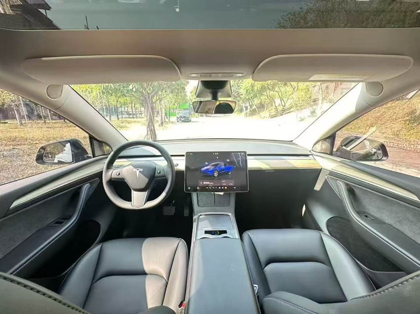 Tesla Model Y 2022 #9 Tesla Model Y 2022 car image #9