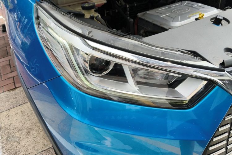 BYD Yuan New Energy 2019 car image #8