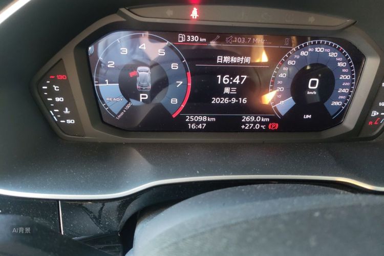 Audi Q3 2019 #14 Audi Q3 2019 car image #14