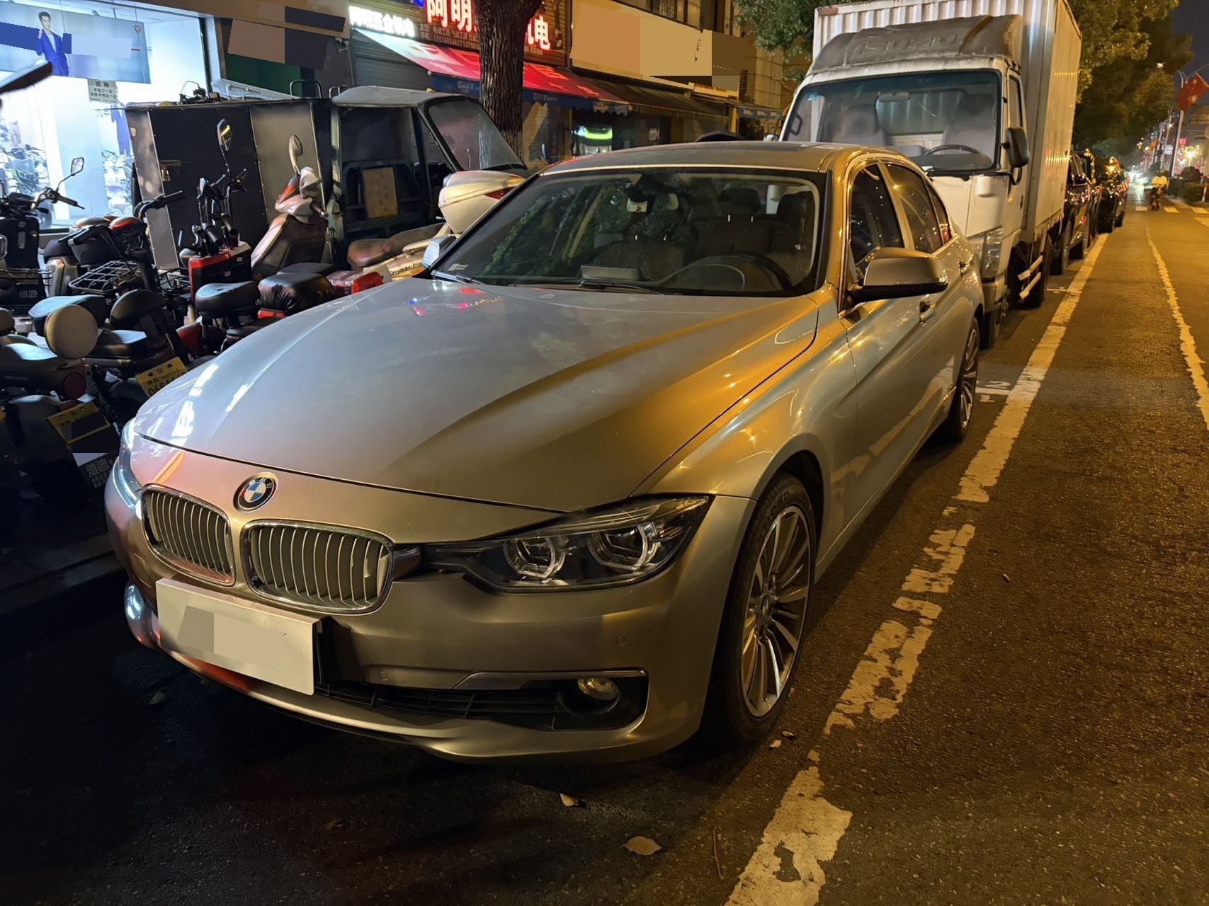 BMW 3 Series 2019 car image 