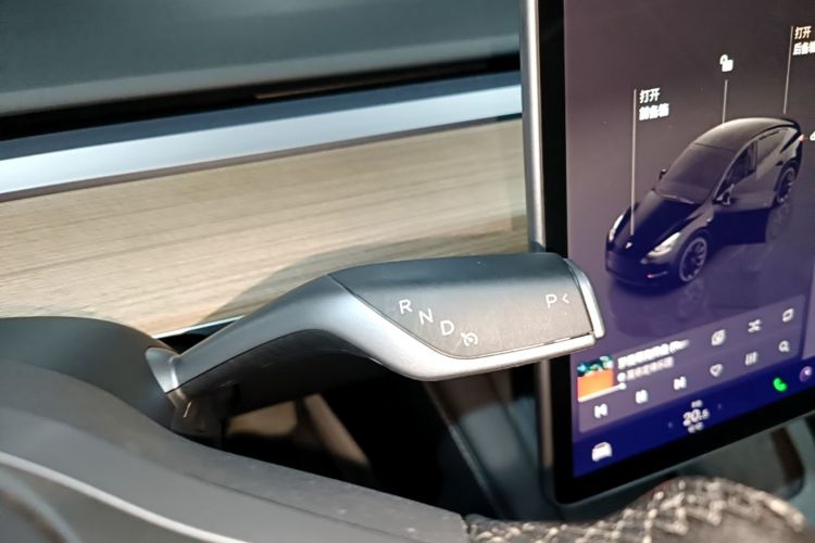 Tesla Model Y 2022 #18 Tesla Model Y 2022 immagine di auto #18