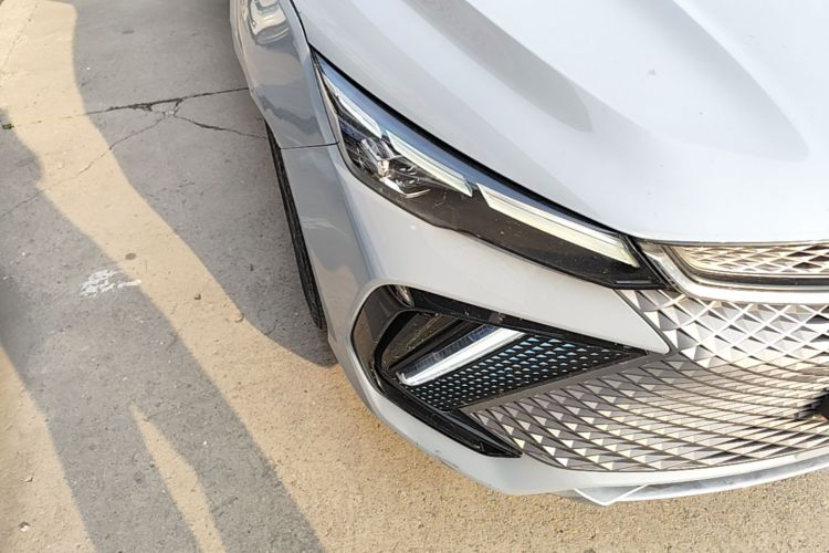 GEELY Emgrand L HiP 2022 immagine di auto #8