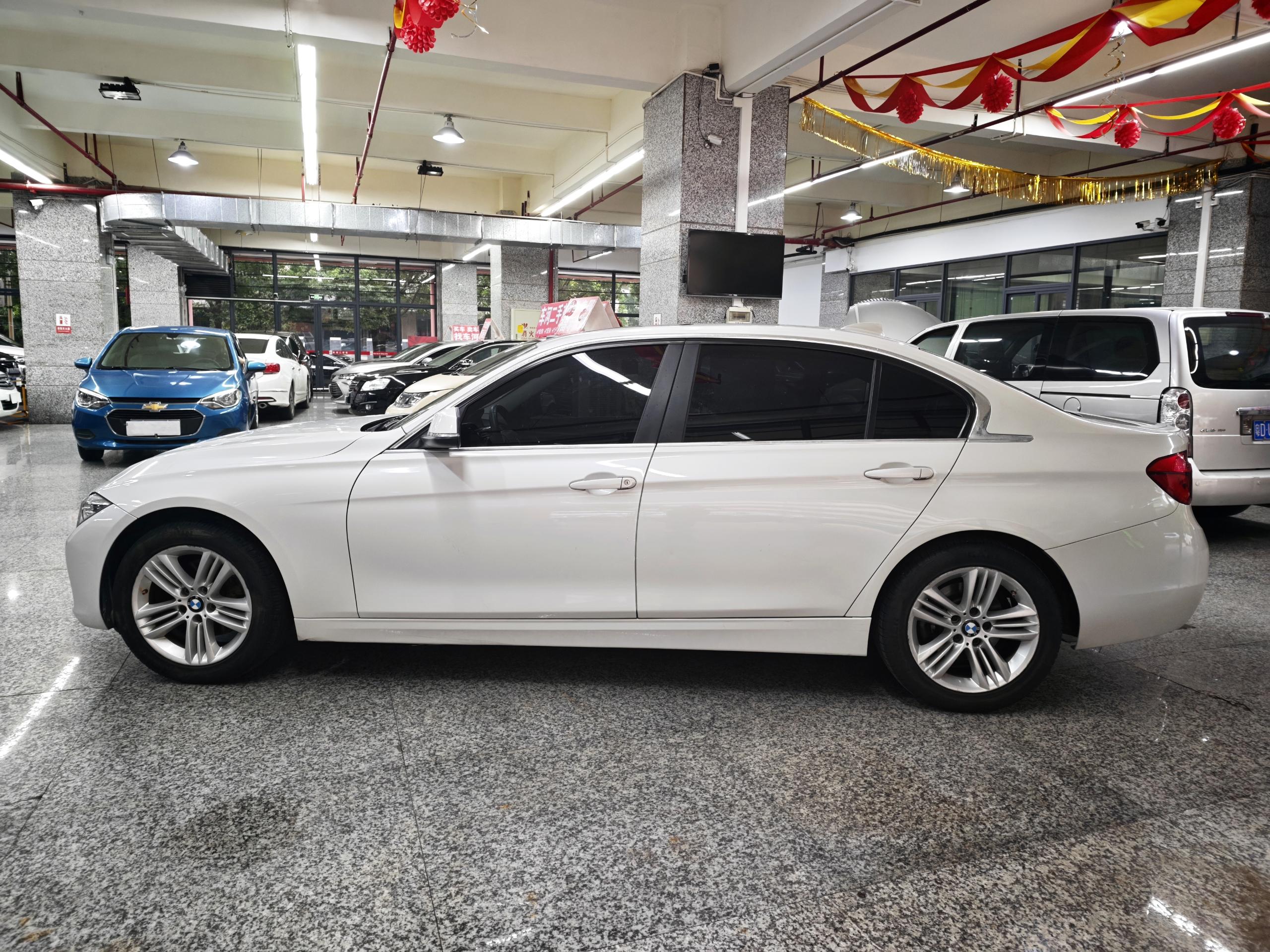 BMW 3 Series 2016 car image #10