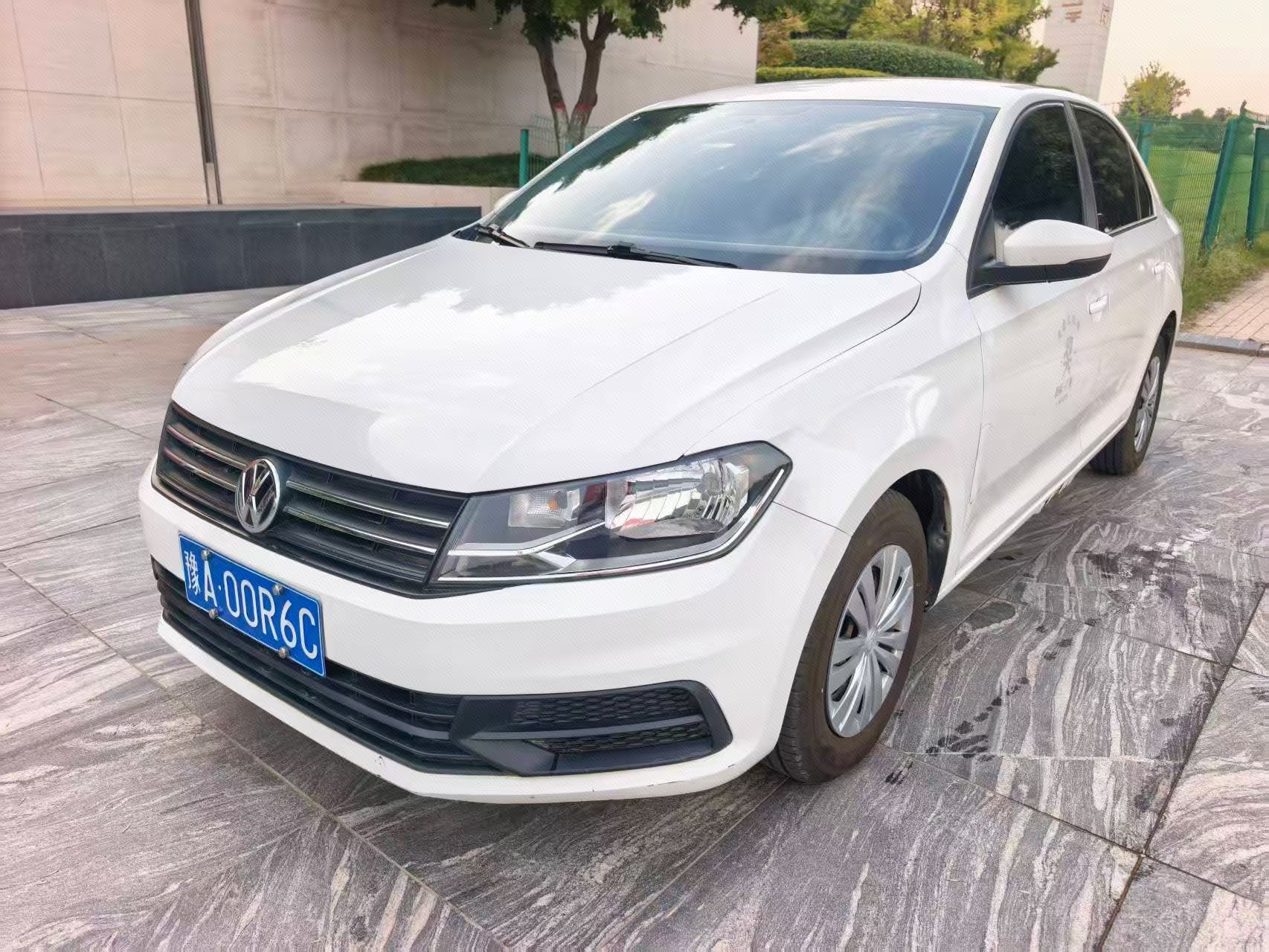 Volkswagen Santana 2020 car image 