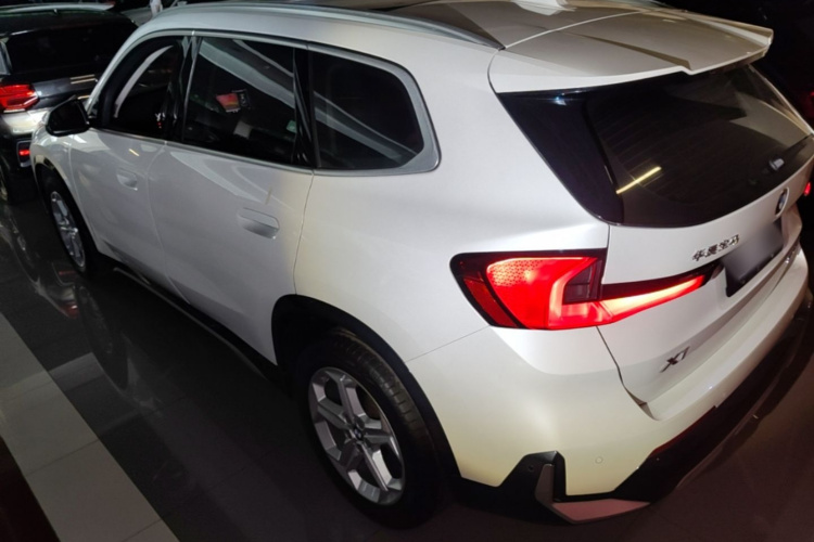 BMW X1 2023 car image #7