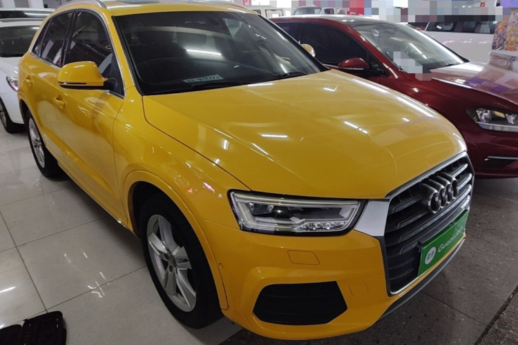 Audi Q3 2017 car image #4