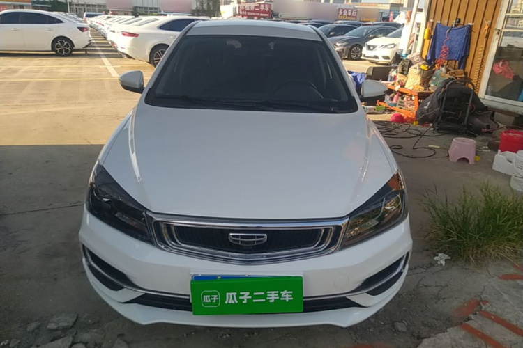 GEELY Emgrand 2021 car image #3