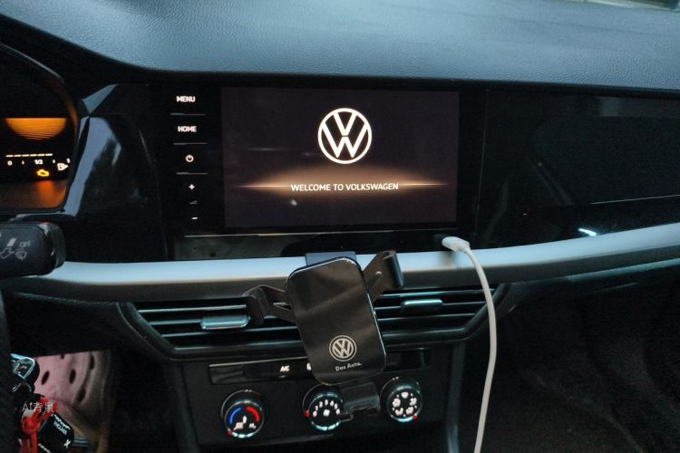 Volkswagen Lavida 2021 car image #15