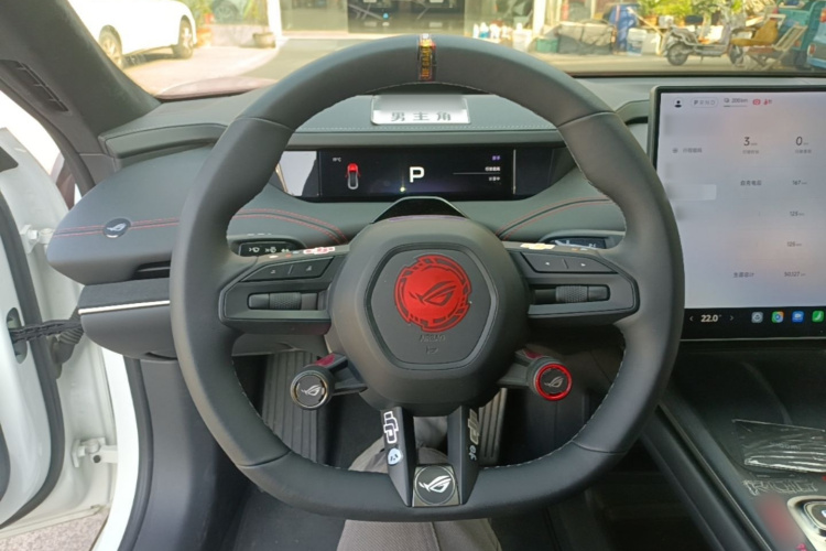 MI SU7 2025 immagine di auto #11