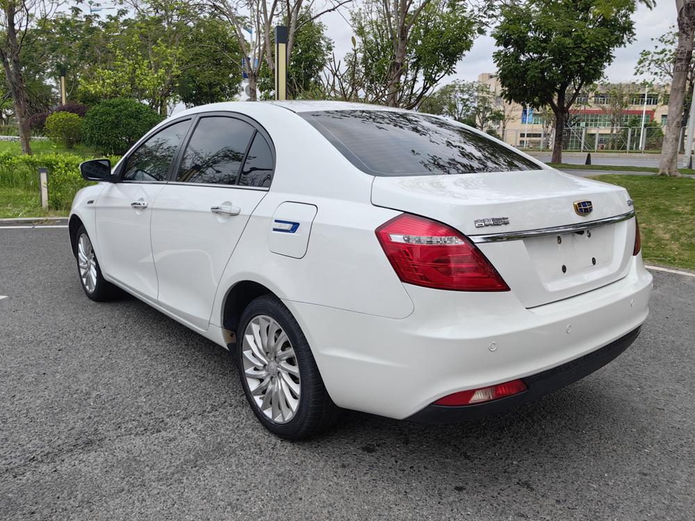 GEELY Emgrand New Energy 2017 #3 GEELY Emgrand New Energy 2017 car image #3