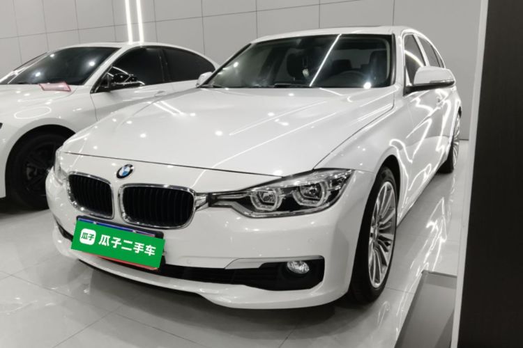 BMW 3 Series 2019 car image #2
