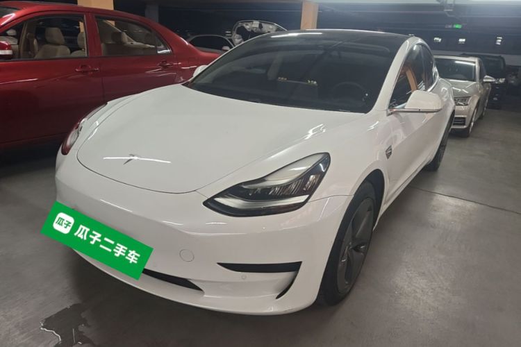 Tesla Model 3 2020 car image #2