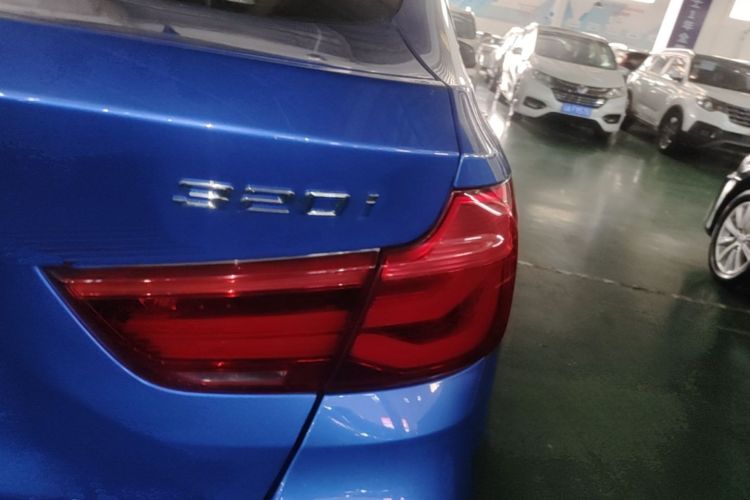 BMW 3 Series GT 2017 #8 BMW 3 Series GT 2017 car image #8