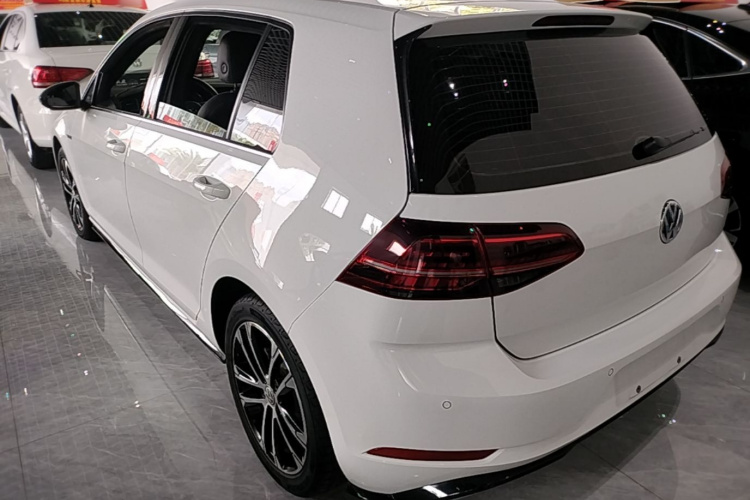 Volkswagen Golf 2018 #5 Volkswagen Golf 2018 car image #5