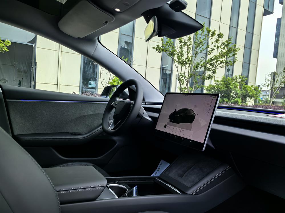 Tesla Model 3 2025 #17 Tesla Model 3 2025 car image #17