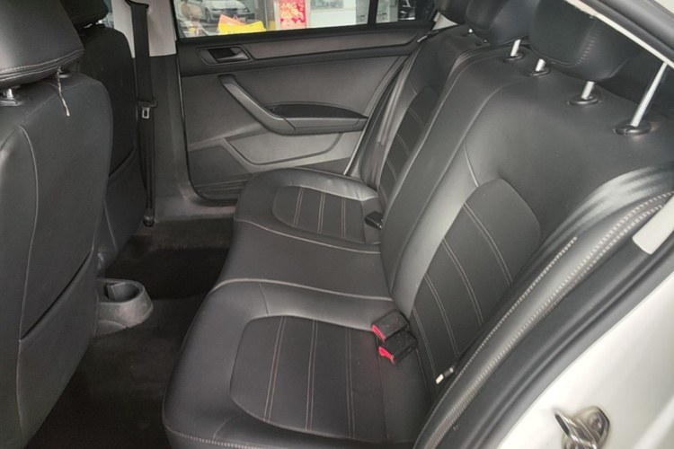 Volkswagen Santana 2018 #13 Volkswagen Santana 2018 car image #13