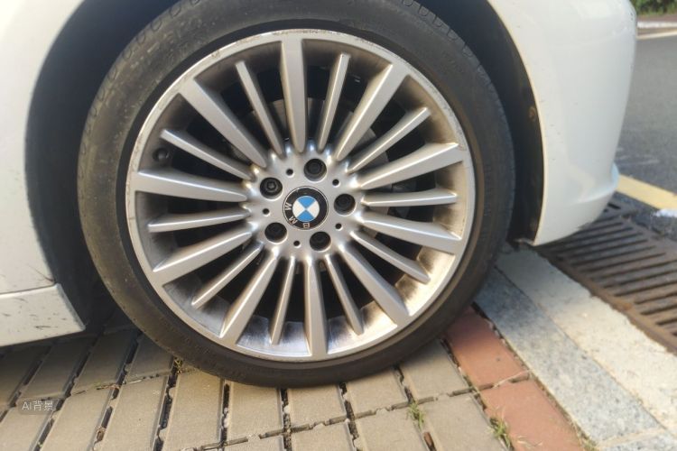 BMW 3 Series 2018 #9 BMW 3 Series 2018 car image #9