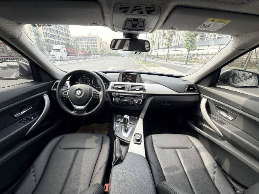 BMW 3 Series GT 2016 #8 BMW 3 Series GT 2016 car image #8