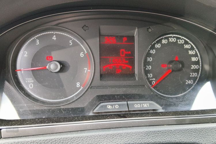 Volkswagen Santana 2017 imagen de coche #14