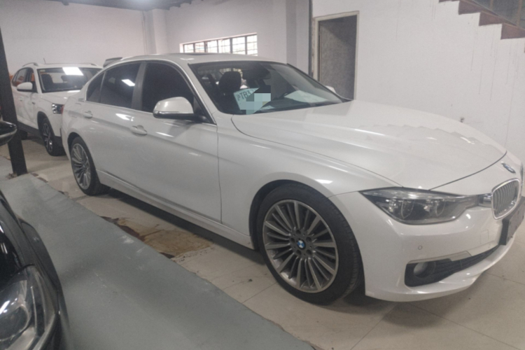BMW 3 Series 2019 #6 BMW 3 Series 2019 car image #6