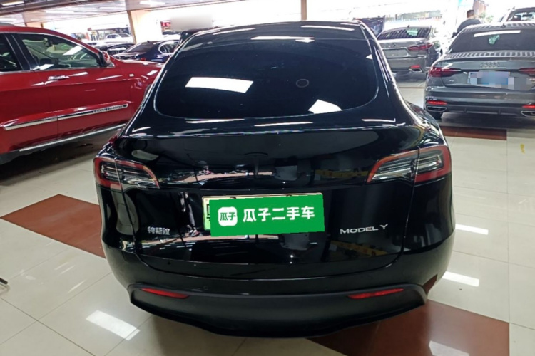 Tesla Model Y 2022 #6 Tesla Model Y 2022 image de voiture #6