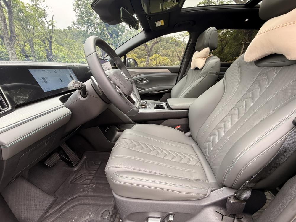 BYD SongL DM-i 2025 car image #8
