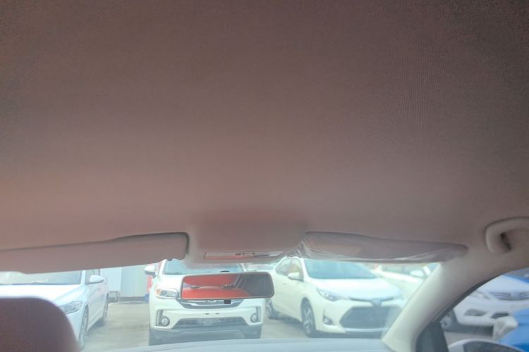 Volkswagen Polo 2014 car image #18