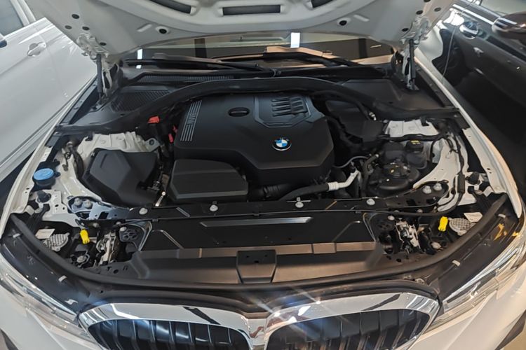 BMW 3 Series 2020 #20 BMW 3 Series 2020 car image #20