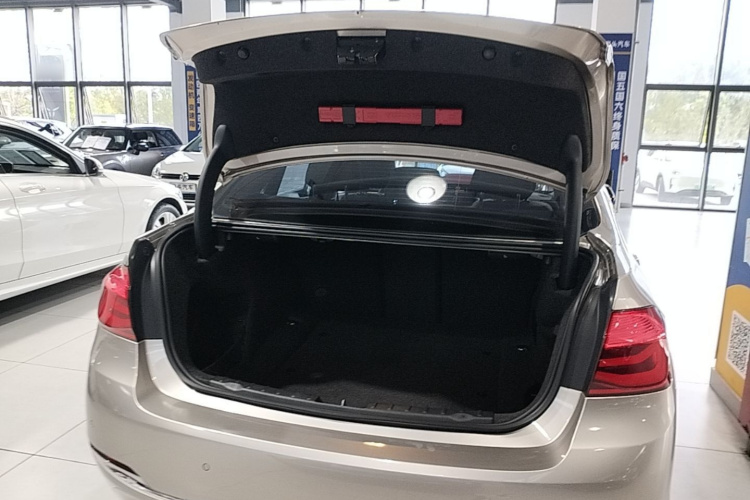 BMW 3 Series 2016 #19 BMW 3 Series 2016 car image #19