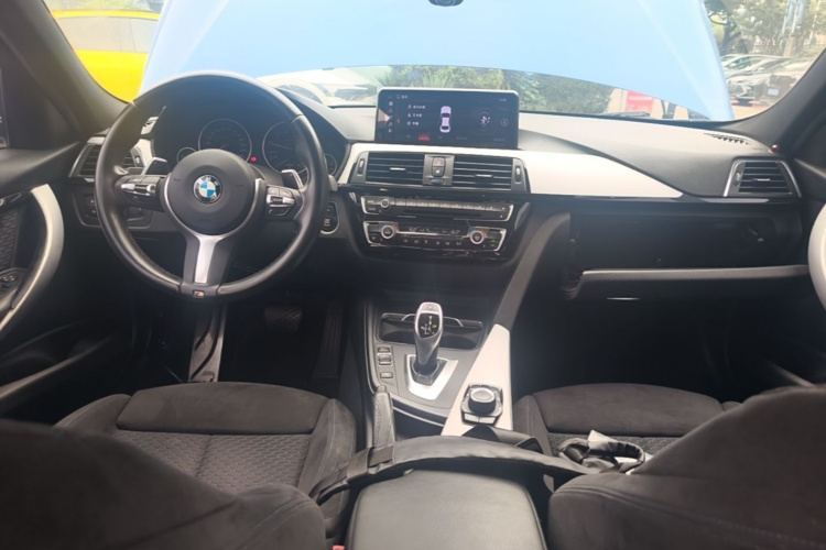 BMW 3 Series 2017 #11 BMW 3 Series 2017 car image #11