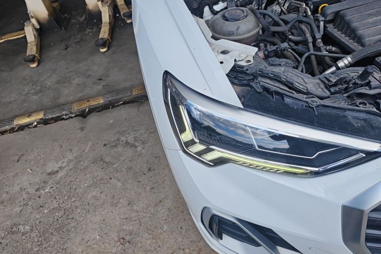 Audi Q3 2019 #8 Audi Q3 2019 car image #8