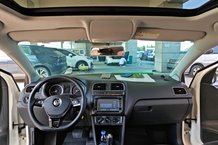 Volkswagen Polo 2016 image de voiture #10