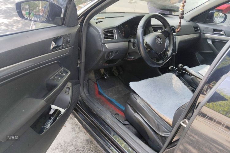 Volkswagen Lavida 2018 car image #18