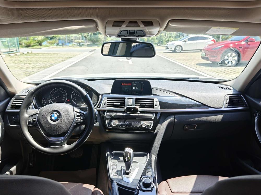 BMW 3 Series 2017 #7 BMW 3 Series 2017 immagine di auto #7