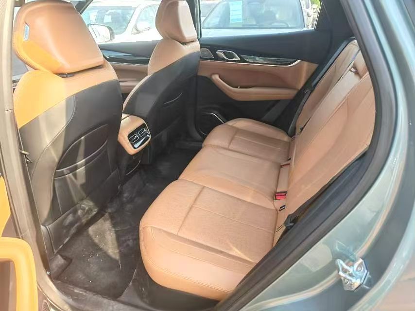 GEELY Boyue L 2025 immagine di auto #4