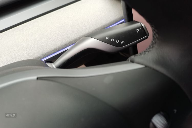 Tesla Model Y 2023 #16 Tesla Model Y 2023 car image #16