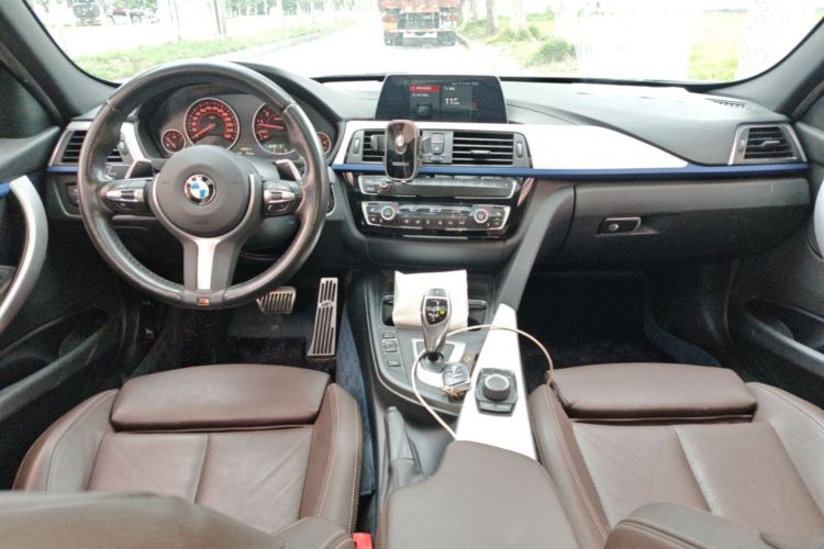 BMW 3 Series 2019 #10 BMW 3 Series 2019 immagine di auto #10