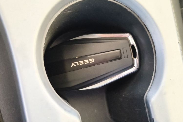 GEELY Emgrand 2022 car image #9