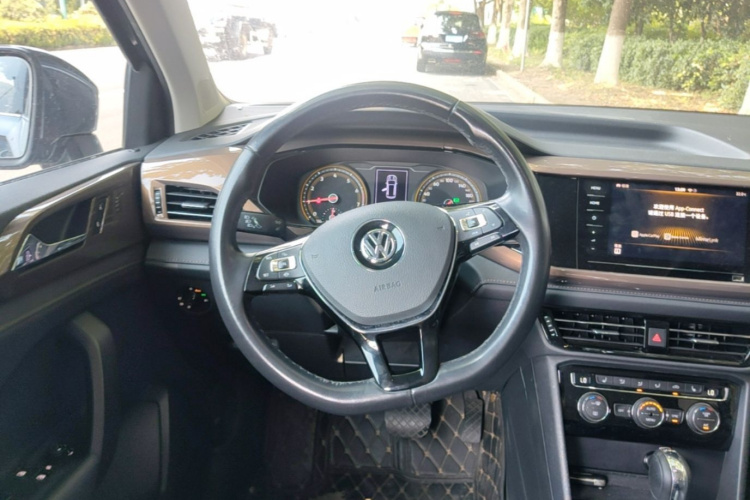 Volkswagen Tharu 2020 #11 Volkswagen Tharu 2020 car image #11