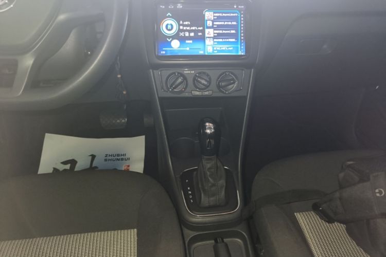 Volkswagen Polo 2016 #18 Volkswagen Polo 2016 car image #18