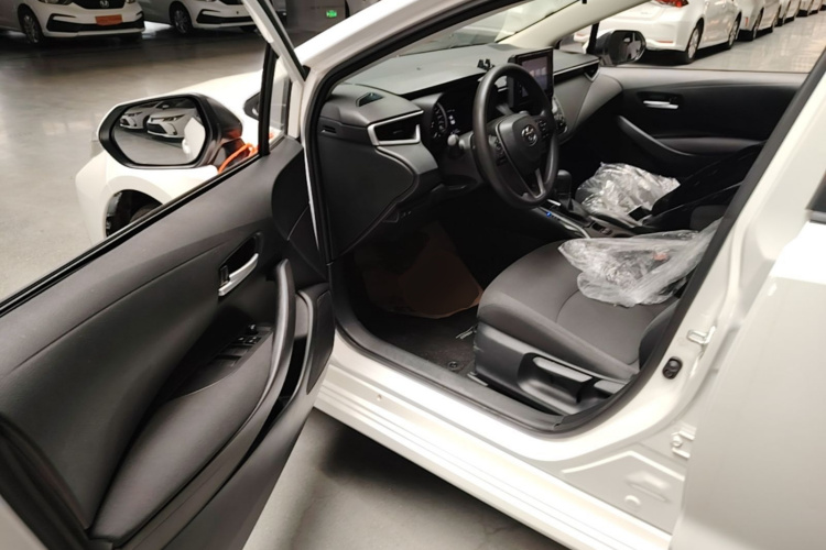 Toyota Corolla 2023 car image #16