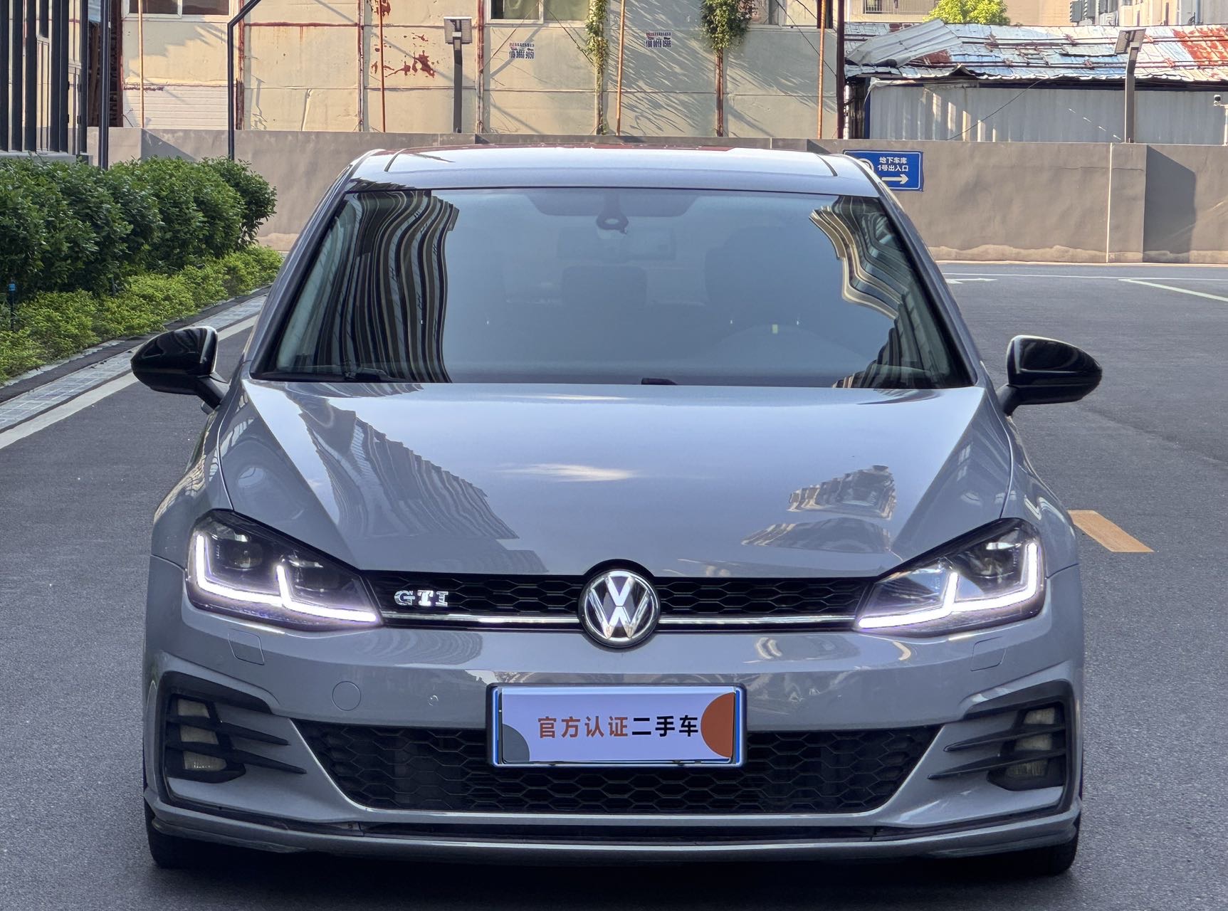 Volkswagen Golf 2015 car image #2