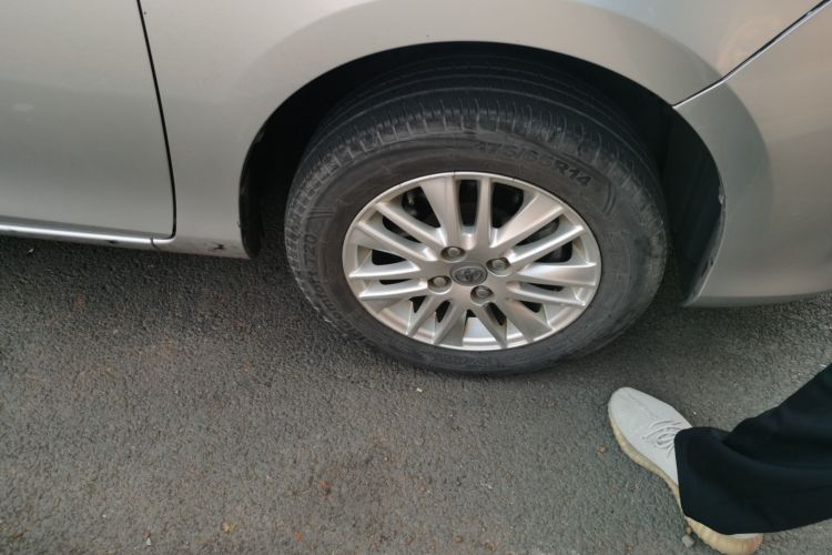 Toyota Vios 2015 car image #6