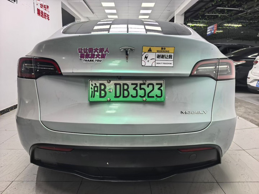 Tesla Model Y 2022 car image #5