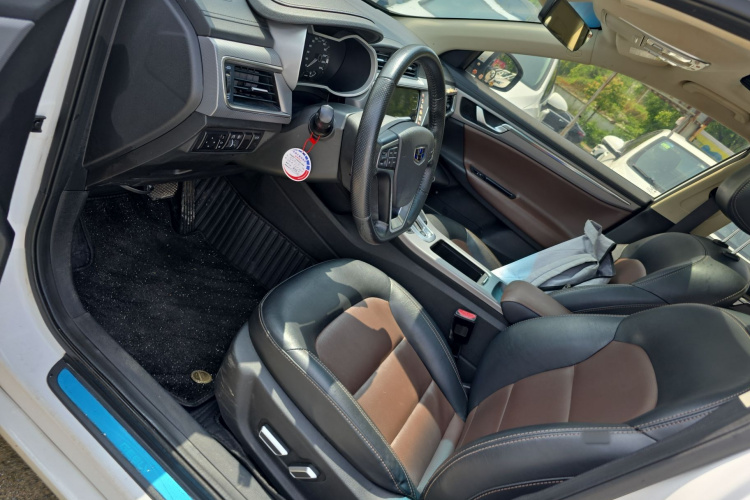 GEELY Emgrand GL 2018 imagem de carro #15