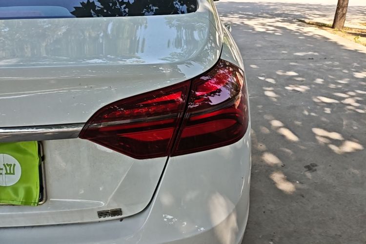 GEELY Emgrand 2020 #8 GEELY Emgrand 2020 car image #8