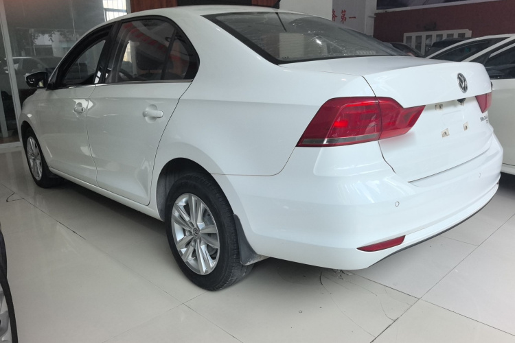 Volkswagen Santana 2017 car image #6